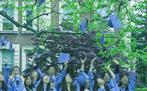經典畢業(yè)祝詞30句精選