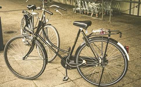 關(guān)于成長的作文：我學會了騎自行車（通用18篇）