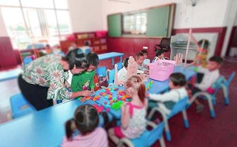 幼兒園助教感想簡短,幼兒園助教工作總結(jié)和感想