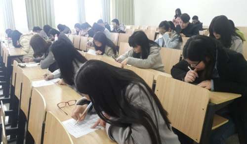 英語考試四年級作文
